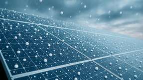 Hagel, Sturm und Starkregen: Wetterfeste Energiesysteme wie Solaranlagen, Wärmepumpen und Speicher sichern die Energieversorgung und schützen vor Schäden.