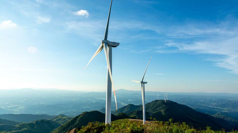 Enercon präsentiert auf der Husum Wind 2025 sein neues Topmodell E-175 EP5 – eine der ertragreichsten Onshore-Windenergieanlagen auf dem europäischen Markt – sowie attraktive Services für eine nachhaltige Energiewende.