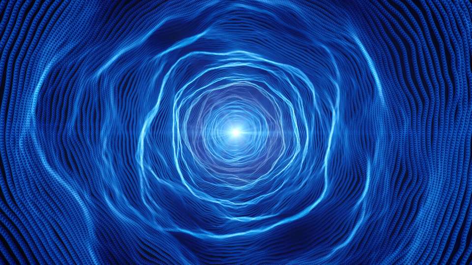 Batteriespeicher gleichen Schwankungen erneuerbarer Energien aus und sichern die Stromversorgung – vom industriellen Peak Shaving bis hin zum großskaligen Netzspeicher.