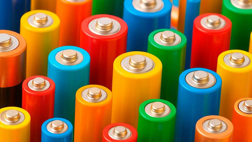 Die direkte Elektrolyt-Dichtheitsprüfung ermöglicht schnellere und empfindlichere Tests an Lithium-Ionen- und Natrium-Ionen-Batteriezellen – bis hin zu kompletten Batteriemodulen.