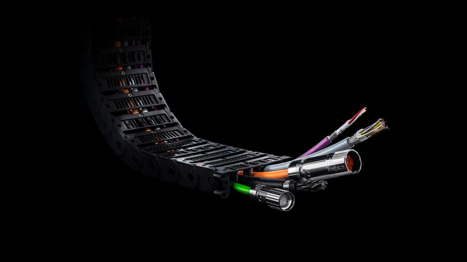 Helukabel bringt mit Heluchain System einen Baukasten für Energieführungssysteme auf den Markt.