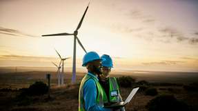 Das opti.node Cockpit bündelt kaufmännische Aufgaben in Wind- und Solarparks und reduziert den Verwaltungsaufwand für Betreiber.