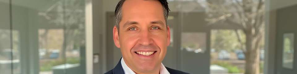 Kurt Robert Hippler ist seit 1. Mai 2025 bei der Harting Technologiegruppe als Director Global Product Management tätig. Er studierte Wirtsch.-Ing. an der Universität Paderborn. Anschließend war er als Produktmanager im Bereich Steckverbinder tätig. So arbeitete er bei Phoenix Contact unter anderem als Gruppenleiter Industrial Field Connectivity und bei TE Connectivity zuletzt als Leader Global Product Management Motor Connectivity und Regional Product Management Leader für die EMEA Region.