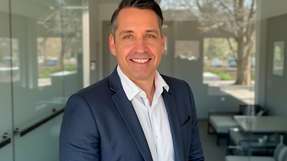 Kurt Robert Hippler ist seit 1. Mai 2025 bei der HARTING Technologiegruppe als Director Global Product Management tätig. Er studierte Wirtsch.-Ing. an der Universität Paderborn. Anschließend war er als Produktmanager im Bereich Steckverbinder tätig. So arbeitete er bei Phoenix Contact unter anderem als Gruppenleiter Industrial Field Connectivity und bei TE Connectivity zuletzt als Leader Global Product Management Motor Connectivity und Regional Product Management Leader für die EMEA Region.