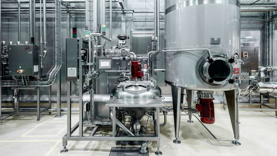 Ausmischanlagen und Sirupräume legen die Grundlagen für die Qualität des Endproduktes.