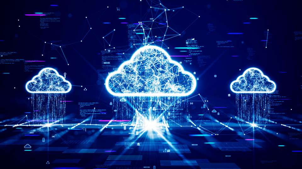 Ob die Entscheidung auf eine public Cloud, private Cloud oder einem hybriden Modell fällt – die geschäftliche Erwartung bleibt die gleiche: Agilität liefern, ohne die Kontinuität zu gefährden. 