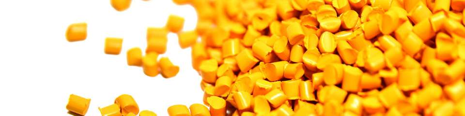 Die Entwicklung und Herstellung von Kunststoffmischungen, sogenannten Compounds, erfordert umfangreiches Fachwissen. 