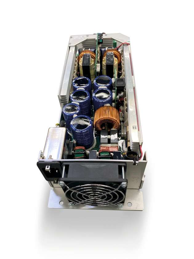 Für das SIS eines großen Herstellers entwickelte Eplax ein Schaltnetzteil, dessen Ausfallsicherung unter anderem mit CTX-Kühlkörpern gewährleistet wird.
