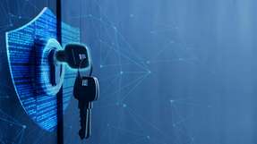 Die Verzahnung von physischer und digitaler Sicherheit zählt auch weiterhin zu den größten Herausforderungen für Unternehmen. 