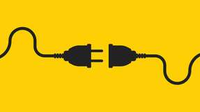 In den meisten Fällen werden die Anlagen vorschriftsmäßig abgeschaltet, jedoch können Restenergien in Druckspeichern oder Kondensatoren auch nach dem Abschalten der Anlage lebensgefährdende Situationen hervorrufen.