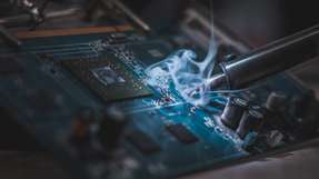 Die neuen Vier-Zonen-Preheating-Systeme ermöglichen eine gleichmäßige Erwärmung von Leiterplatten und sorgen für präzise, reproduzierbare Prozesse in der Elektronikfertigung.