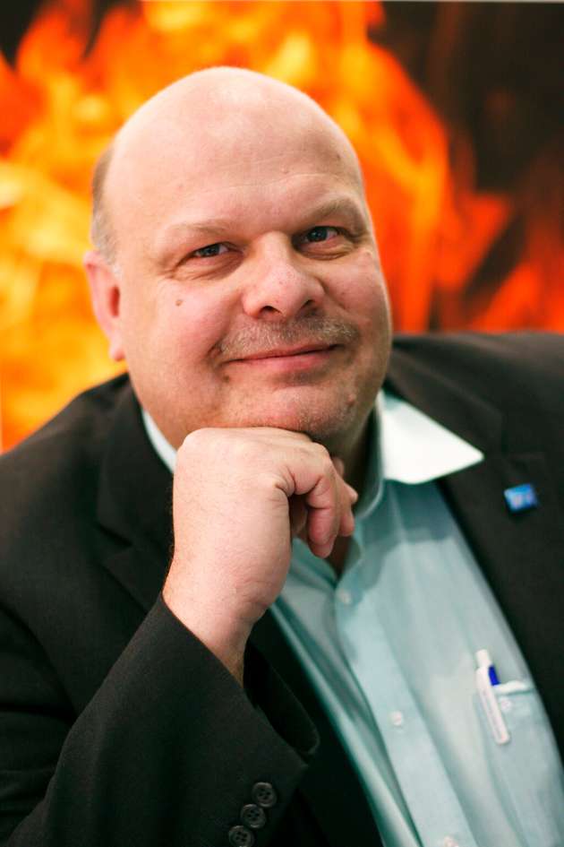 Ralf Höhmann ist Fachreferent Brandschutz beim TÜV Technische Überwachung Hessen.