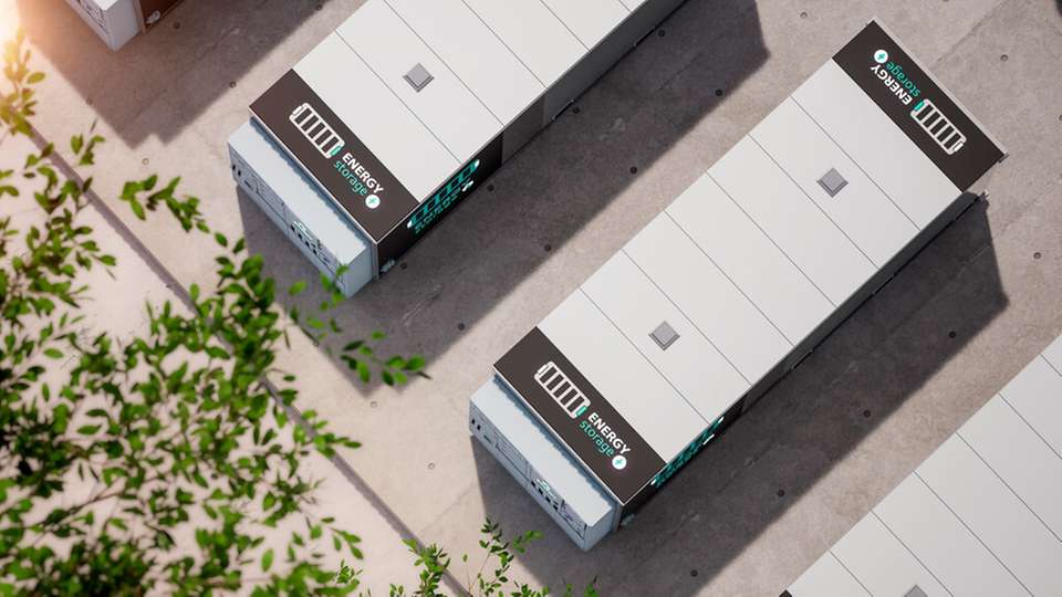 Rembe bietet ein ganzheitliches Sicherheitskonzept für Batterie-Energiespeichersysteme (BESS) – von innovativen Druckentlastungslösungen wie BESS-Core, BESS.TGV und BESS.Q.Vent bis hin zu frühzeitiger Fehlerdetektion durch Hotspot- und GSME-Sensoren. Das Unternehmen begleitet Projekte von der Risikoanalyse über die technische Auslegung bis zur Validierung im eigenen Prüflabor.