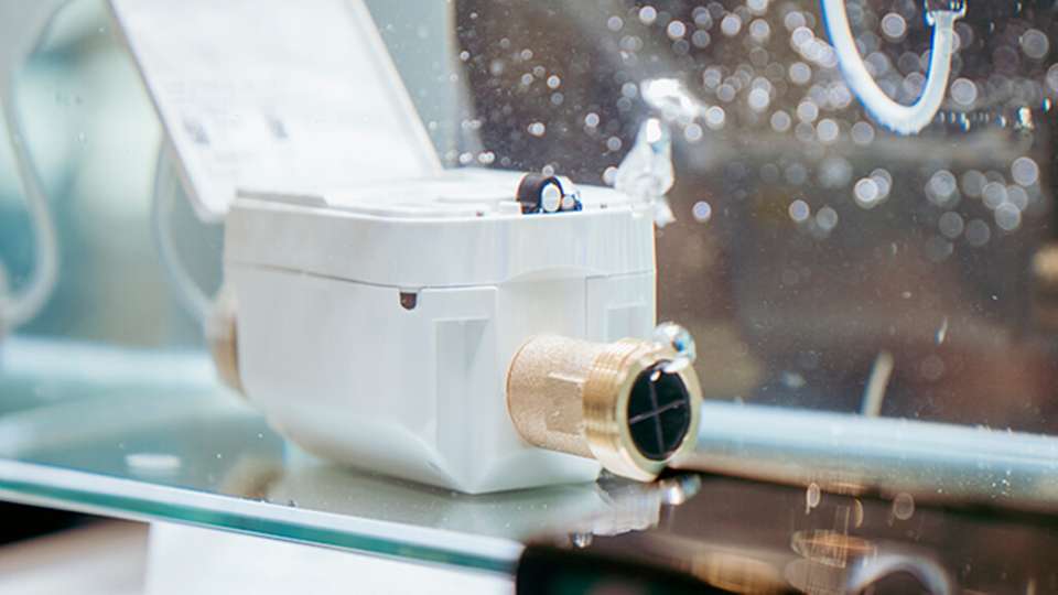  Der IUWS Ultraschall-Wasserzähler ist mit der neuen Parallelfunk-Technologie ausgestattet.