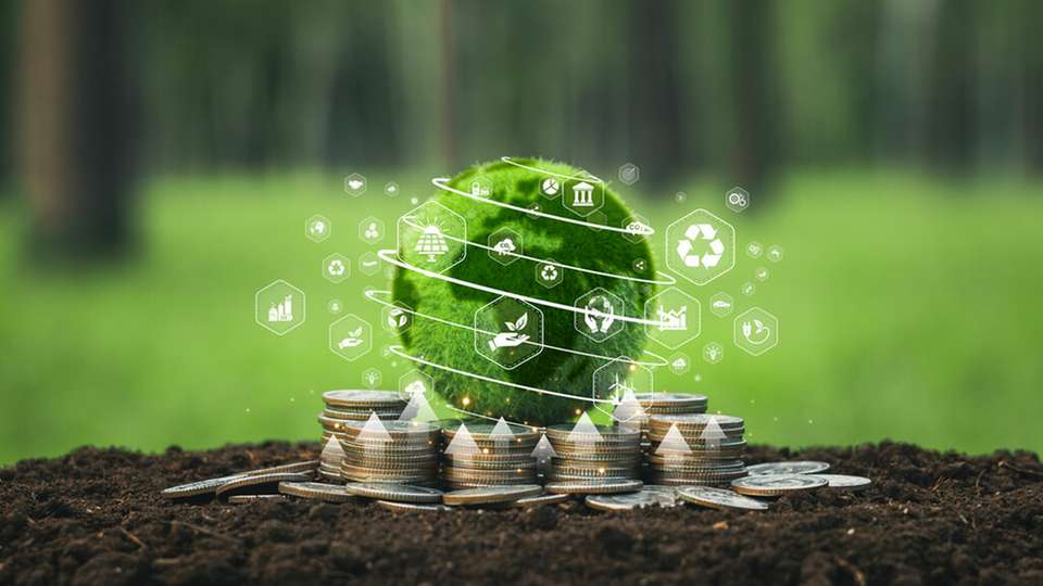 CSRD 2025: Unternehmen investieren mehr in Sustainability-Reporting Nachhaltigkeitsberichterstattung gewinnt an Bedeutung: Viele Unternehmen erhöhen Aufwand, Tempo und Technologieeinsatz für CSRD-konformes Reporting.