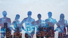 Digitale Mitarbeiter beschleunigen Industrieprozesse  Die zehn digitalen Mitarbeiter führen ihre Aufgaben mit Echtzeit-Intelligenz, auditfähiger Compliance und domänenspezifischem Verständnis durch.