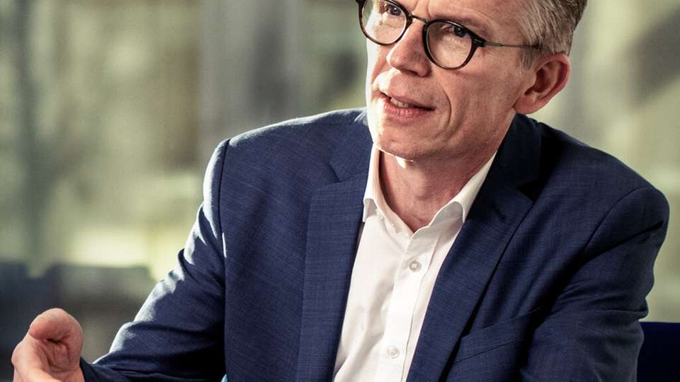 Jürgen Petzel verlässt MPDV Mikrolab.