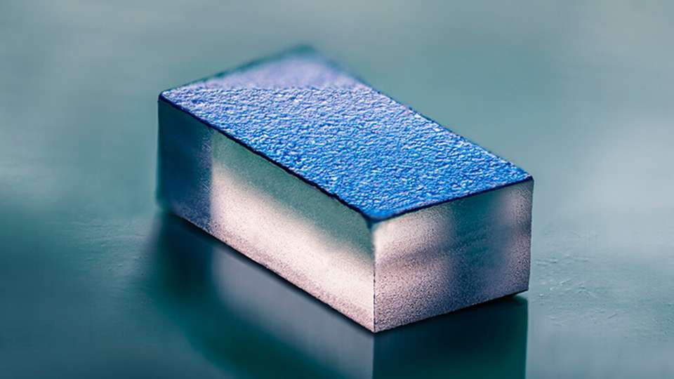 Die USL 0603 ist eine miniaturisierte Chipsicherung mit schneller Auslösung, erweiterter Kriechstrecke und hoher Temperaturbeständigkeit – ideal für ATEX-zertifizierte Systeme, medizinische Geräte und industrielle Sensorik.