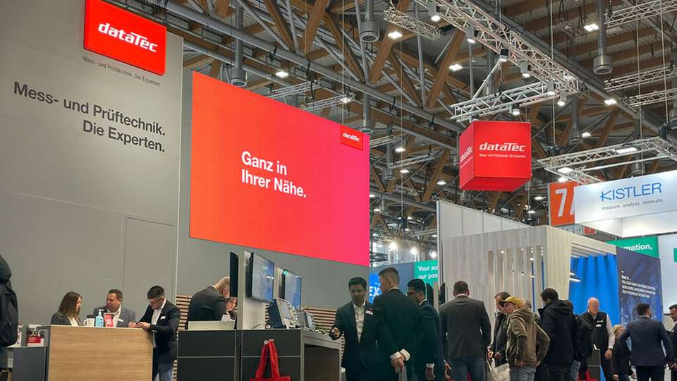 Auf der SPS 2025 präsentiert DataTec Lösungen, die die Effizienz, Qualität und Energieeffizienz in der industriellen Automatisierung steigern. Das Angebot reicht von Wärmebild- und Schallkameras bis hin zu Predictive-Maintenance-Lösungen.