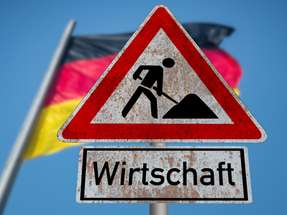 Der aktuelle VDI-/IW-Ingenieurmonitor zeigt, Ingenieurberufe bleiben trotz Konjunkturflaute gefragt – vor allem in der Energie-, Bau- und Maschinenbau-Branche.