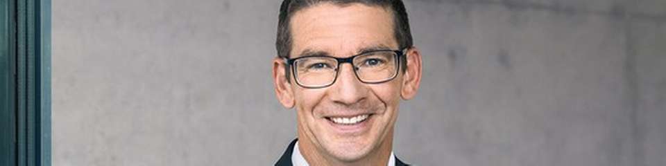 Dr Alexander Orellano, Leiter der Division Technologie Systeme, Rohde & Schwarz und Dr Hagen Zimer, für die Lasertechnik verantwortliches Vorstandsmitglied von Trumpf.