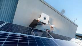 Der PV-Wechselrichter Sunny Tripower X 60 ist speziell für die Anforderungen gewerblicher PV-Anlagen konzipiert.