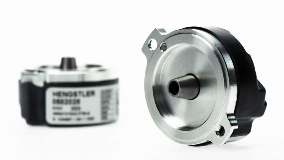 Der Absolutwertgeber Acuro AM34 ermöglicht die Konstruktion kompakter Servomotoren.