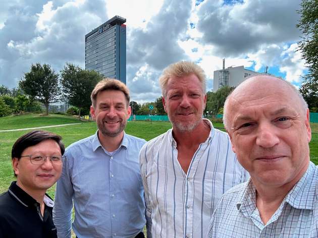 Von links nach rechts: Anding Zhu, Rüdiger Quay, Leo de Vreede und Bogdan Staszewski.