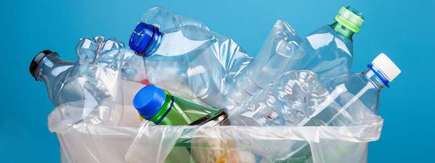 Forschungsprojekte des RePack-Netzwerks zeigen, wie biobasierte Materialien, digitale Plattformen und Mehrwegsysteme den Kunststoffverbrauch in Lebensmittelverpackungen deutlich reduzieren können.