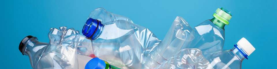 Forschungsprojekte des RePack-Netzwerks zeigen, wie biobasierte Materialien, digitale Plattformen und Mehrwegsysteme den Kunststoffverbrauch in Lebensmittelverpackungen deutlich reduzieren können.