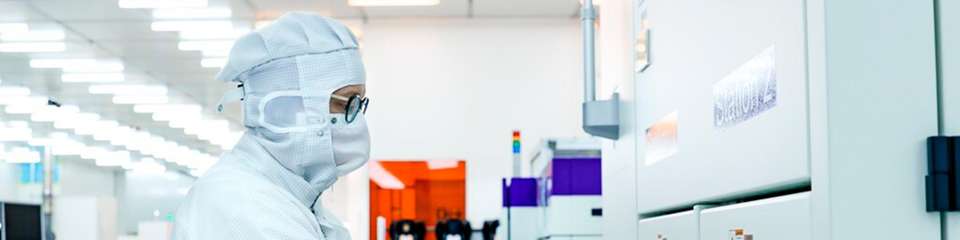 Im 300-mm-Reinraum des Fraunhofer IPMS werden modernste Halbleitertechnologien entwickelt und getestet, die die Grundlage für die Chipsysteme der nächsten Generation bilden.