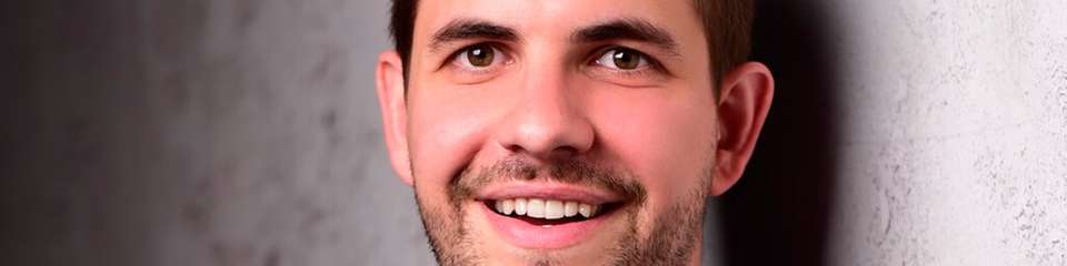 „Nachhaltigkeit im digitalen Zeitalter bedeutet, auf innovative Technologien und intelligente Systemintegration zu setzen, und nicht, die Verantwortung Richtung Verbraucher zu verschieben“, sagt Sascha Fell, Account Manager Cooling & Datacenter bei Schneider Electric.