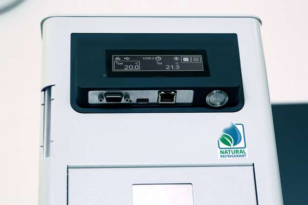 Die Schnittstellen der Valegro-Geräte sind direkt unter dem Display angebracht.