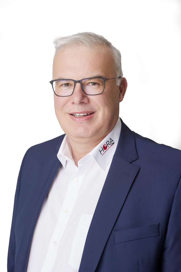 „Die Umbauten sind Teil eines umfassenden Change-Prozesses, der uns zu einem Center of Excellence für hochwertige Steckverbinder macht“, erklärt Dirk Niestrat, Geschäftsführer von Hora eTec Connectivity.