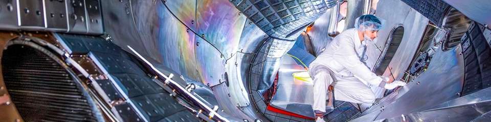 Wartungsarbeiten im Plasmagefäß von Wendelstein 7-X in Greifswald (November 2025)