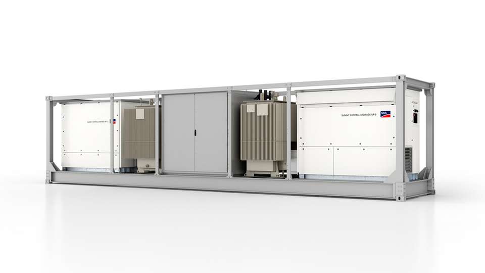 Die 40-Fuß-MVPS vereint alle zentralen Mittelspannungskomponenten für PV- und BESS-Großanlagen in einer kompakten Einheit.