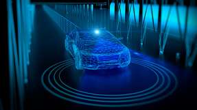 Im Pilotprojekt INLADE testen Empa, Eniwa und weitere Partner das induktive Laden von Elektroautos unter realen Bedingungen und erreichen dabei Wirkungsgrade von rund 90 Prozent – vergleichbar mit dem Laden per Kabel und mit großem Potenzial für die Energiewende.