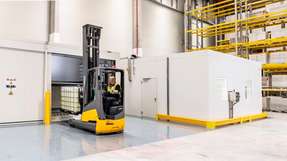 Die neue Musterzuganlage am DHL-Health-Logistics-Campus Florstadt umfasst eine Reinraumkabine und REI-120-Lagercontainer für brennbare Stoffe.