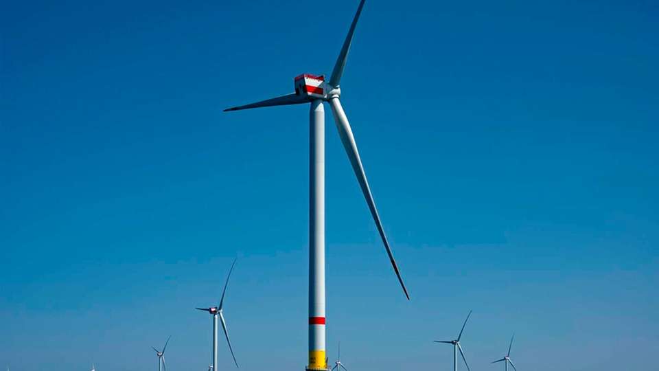 Der Offshore-Windpark Borkum Riffgrund 3 markiert mit seinen 913 MW liefert seit Dezember 2025 erstmals grünen Strom für Industrie und Haushalte.