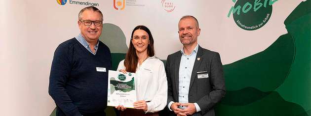 Für Hellma nahmen Katharina Bösch (HR-Generalistin) und Ulf Heisterkamp (Leiter Finanzen und Personal) an der Vergabefeier teil.