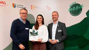 Für Hellma nahmen Katharina Bösch (HR-Generalistin) und Ulf Heisterkamp (Leiter Finanzen und Personal) an der Vergabefeier teil.