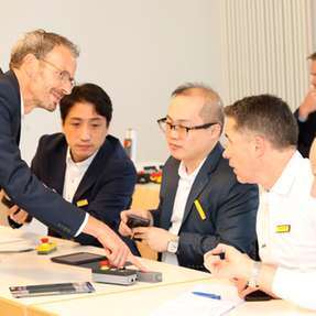 Die internationale Vertretertagung von Schlegel brachte Teilnehmer aus drei Kontinenten zusammen.