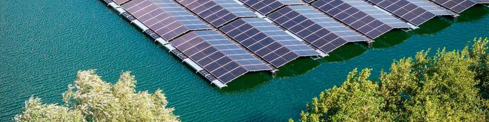 BayWa r.e. veräußert das größte Floating-PV-Projekt in den Niederlanden.