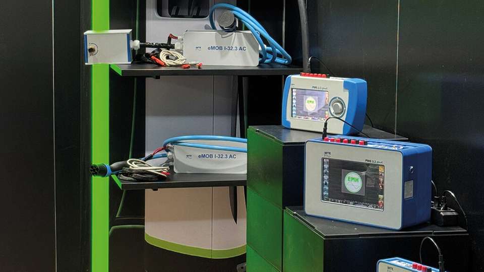 EMH auf der E-World 2026 Nachhaltige Lösungen für E-Mobilität und Smart Grids.