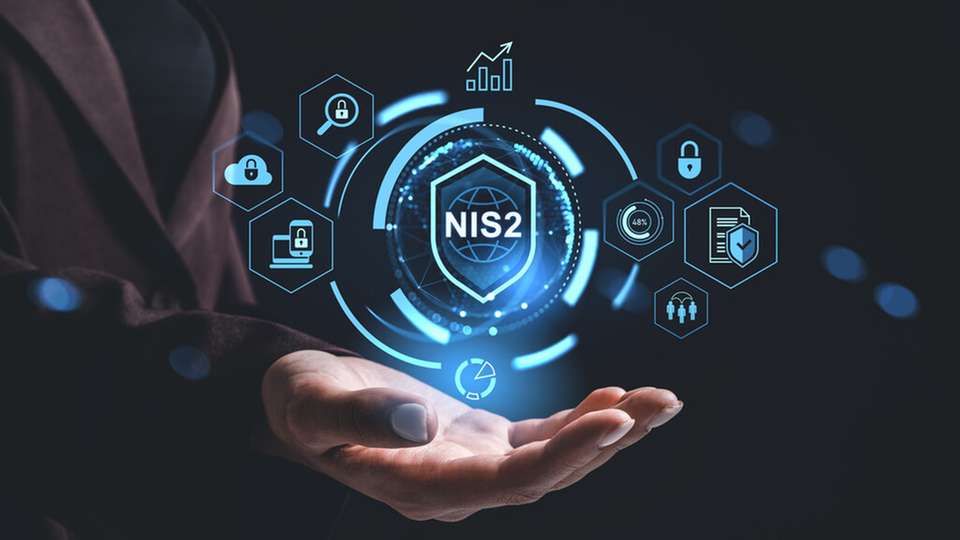 Risikoorientierte IT-Sicherheitsmaßnahmen sind ein zentrales Element der NIS-2-Richtlinie und sollen Unternehmen besser gegen Cyberangriffe absichern.
