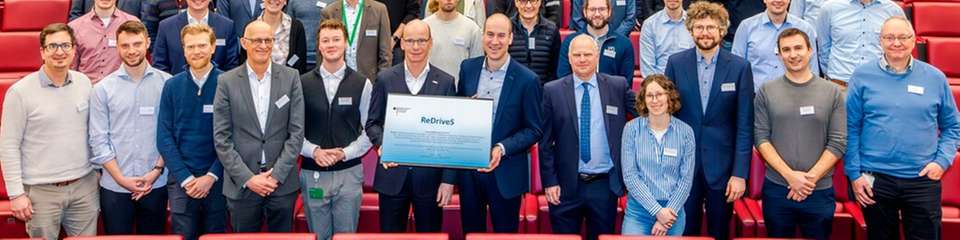 Zum offiziellen Auftakt am 12. und 13. Januar 2026 trafen sich rund 80 Teilnehmerinnen und Teilnehmer des Konsortiums am Schaeffler Standort in Herzogenaurach, um den Start des Forschungsprojekts feierlich zu begehen.