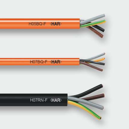 Die schweren Gummischlauchleitungen H07RN-F sind flammwidrig, abrieb- und witterungsbeständig und für mittlere mechanische Belastungen im Außenbereich geeignet. Die TC-ER/MTW-Leitungen nach UL 1277 sind für Nordamerika zugelassen, UL/CSA-zertifiziert, robust und ohne Schutzrohr installierbar – ideal für Steuerungen, Maschinen und Kabeltrassen. 