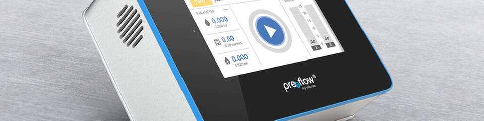 Die Dosiersteuerung erhält neue Funktionen für Wartungshinweise, automatischen Stopp bei externen Fehlern sowie Druckauswertung zur Qualitäts- und Mengenüberwachung.