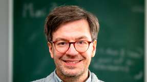 Prof. Dr. Stephan Wagner, Professor für Umweltanalytik an der Hochschule Fresenius in Idstein, leitet eine Analytica Conference Session zur Kunststoffanalytik 