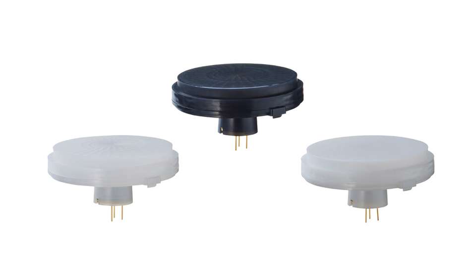 Der neue flache Weitwinkel-PIR-Sensor mit PaPIRs+‑Technologie bietet doppelte Empfindlichkeit, ein breites Sichtfeld und eine dezente Bauform für moderne Gebäudeautomation.